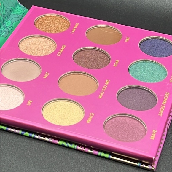 Disney The Lion King 12 Color Eyeshadow Mirror Palette - Picture 2 of 5